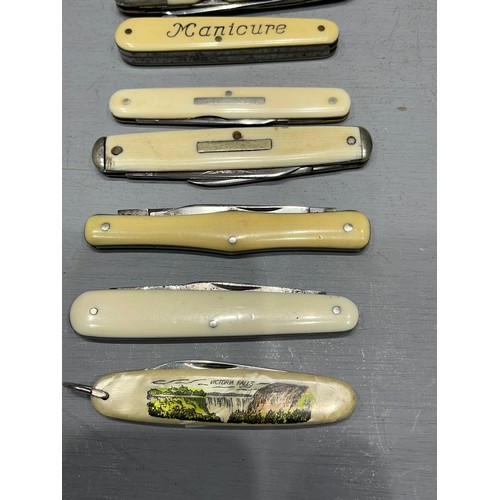 529 - 9 Assorted penknives