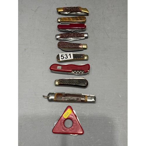 531 - 10 Assorted penknives