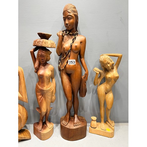 253 - 4 Wooden figures