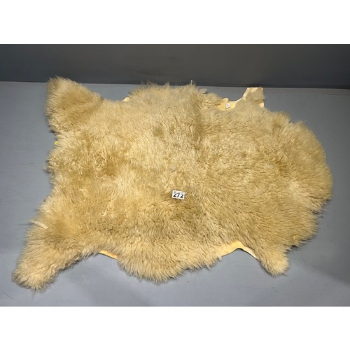 272 - Sheepskin rug