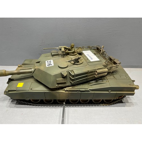 316 - Remote control abrams tank