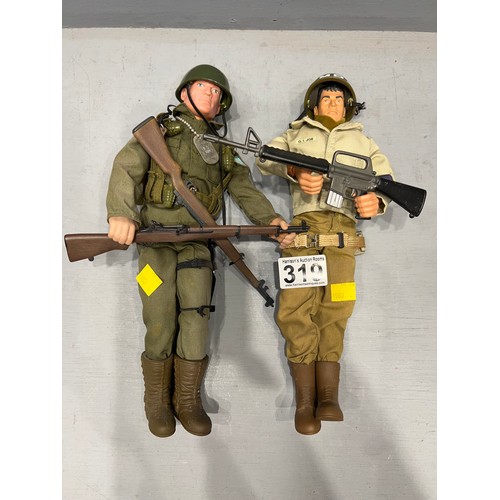 319 - 2 Action men with rifles