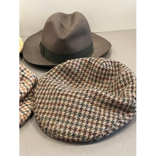 379 - Quantity good quality trilby & flat cap hats