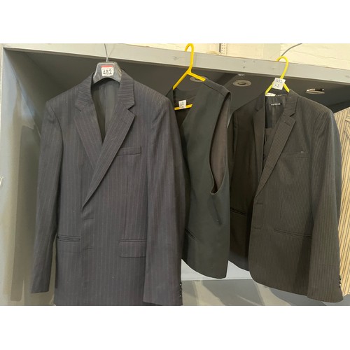 482 - 1 Jacket + 1 waistcoat + 3 piece suit from theatrical company