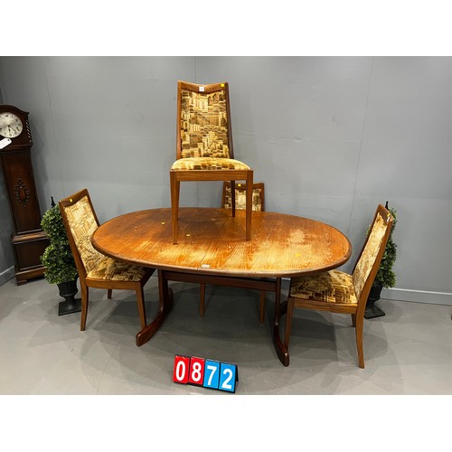 872 - G-plan table + 4 chairs