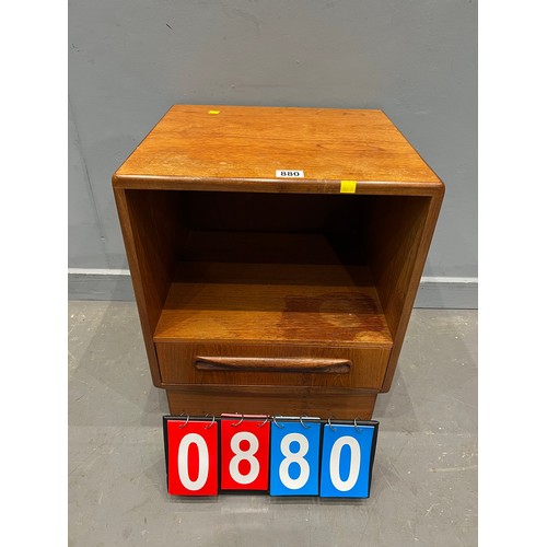 Lot 880       