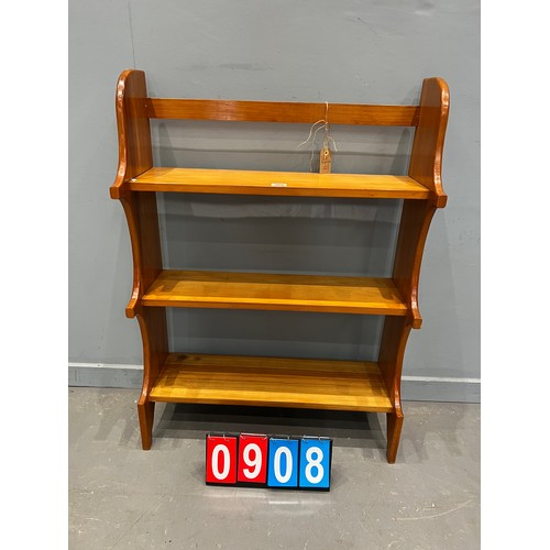 908 - Wooden shelving