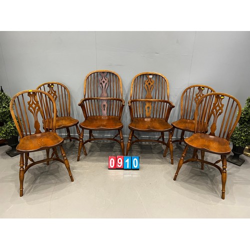 910 - Set of 6 farmhouse chairs crinoline stretcher manne tichmarsh & Goodwin