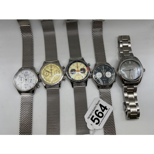 564 - 5 Gents watches, 2 tuseno 2 sygess, 1 seester