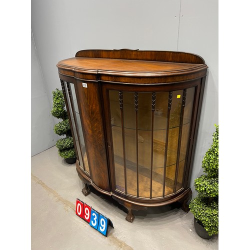 939 - Beautiful walnut display cabinet on ball & claw feet