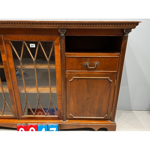 947 - Regency style bookcase with cupboard