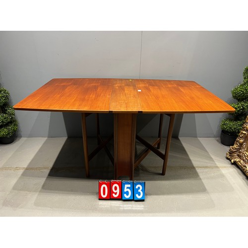 953 - Mid century drop leaf table