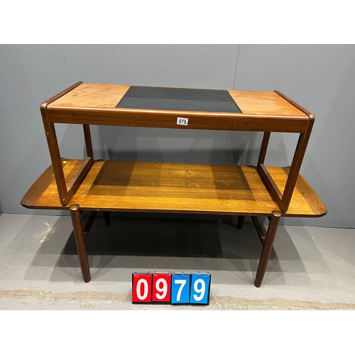 979 - 2 Mid century coffee tables