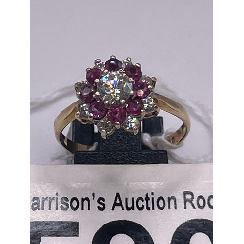 590 - 9ct Gold pink & white stone dress ring 2.7g ring size Q