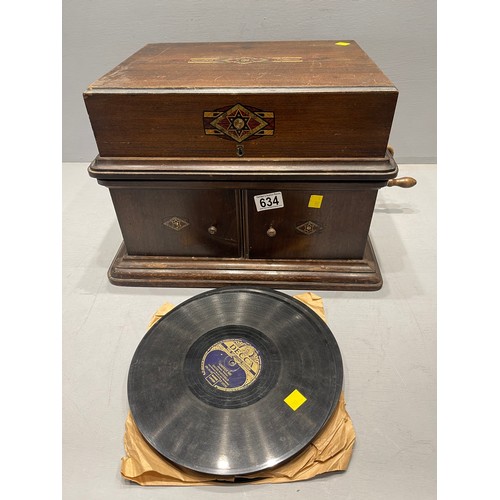 634 - Vintage gramophone & records