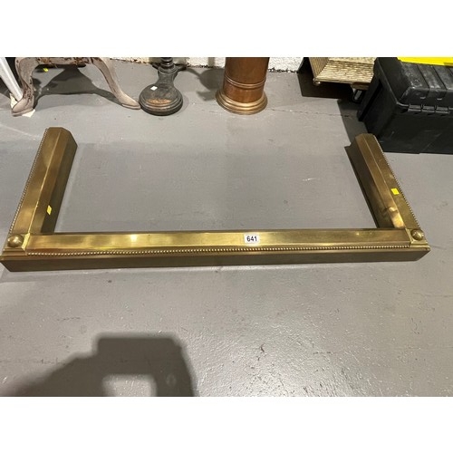 641 - Brass fender