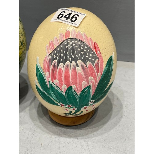 646 - 2 Decorative ostrich eggs