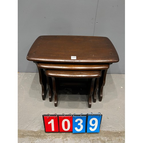 Lot 1039      