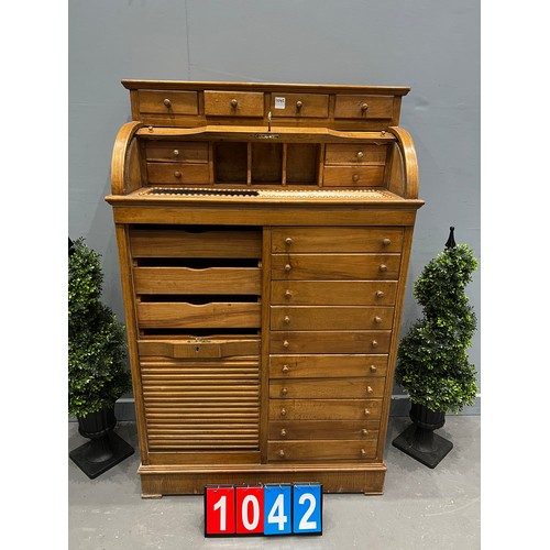 1042 - Roll top multi drawer haberdashery cabinet/desk