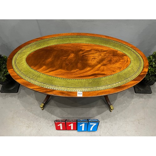 1117 - Leather top quality oval mahogany regency design coffee table