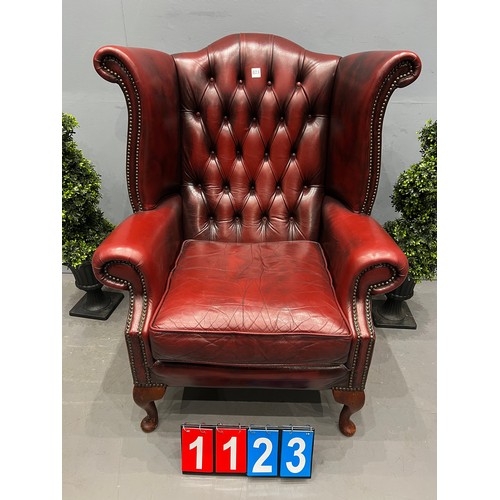 1123 - Leather chesterfield wing back chair