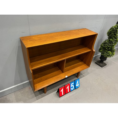 1154 - Teak bookcase