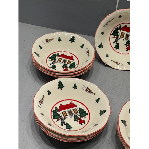 80 - 13 Masons pudding/cereal bowls Christmas village