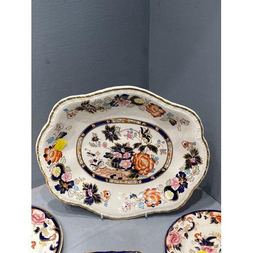 87 - 4 Pieces masons 'blue Mandalay' pattern pottery