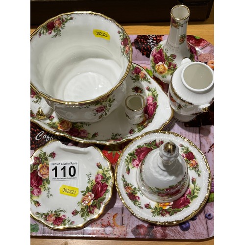 110 - Quantity 'country rose' royal Albert china