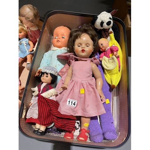 114 - Suitcase dolls