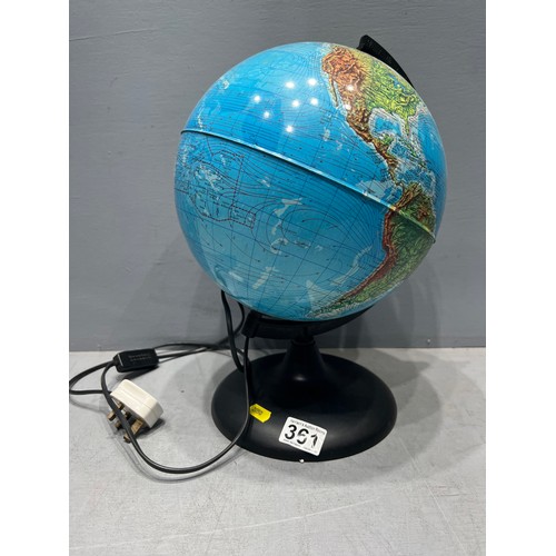 361 - Globe light