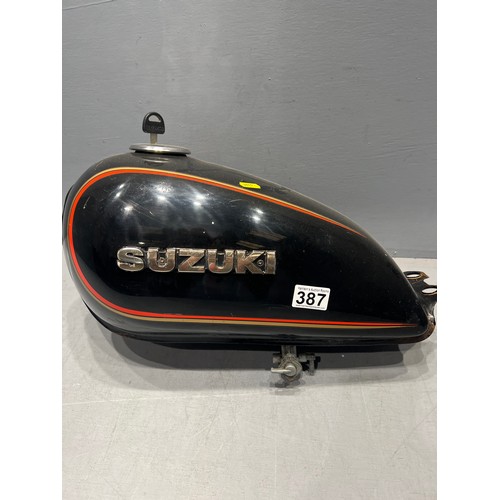 387 - Suzuki petrol tank