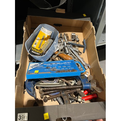 390 - Box tools etc