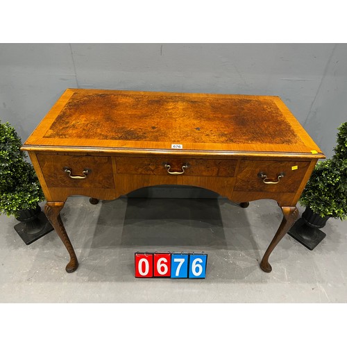 676 - Victorian burr walnut lowboy/desk