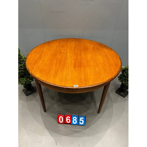 685 - G-plan fresco dining table very clean