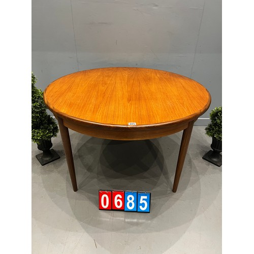 685 - G-plan fresco dining table very clean