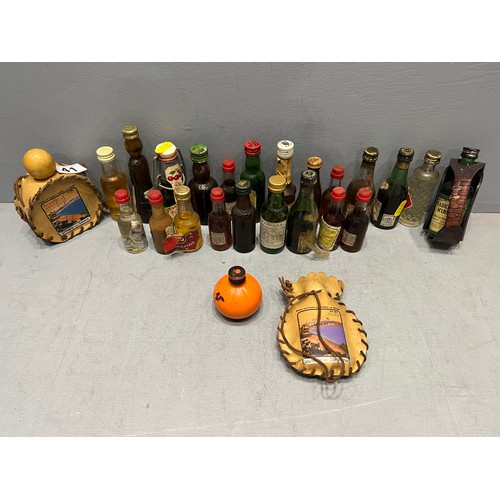 41 - Quantity miniature bottles