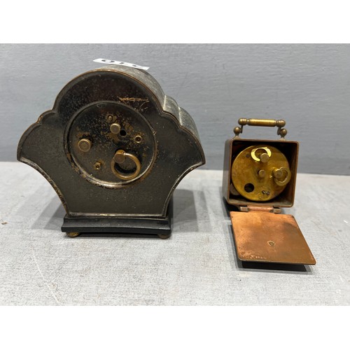 310 - 2 Vintage clocks