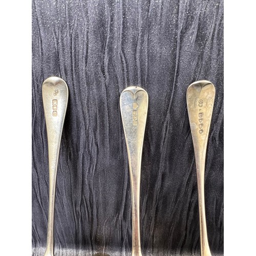 315S - Early silver spoons 300g