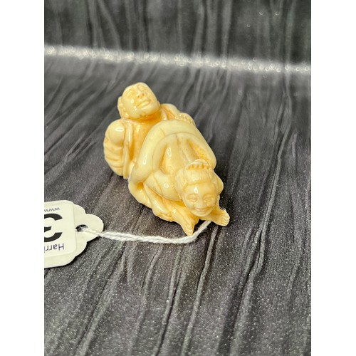 373 - Erotic bone netsuke