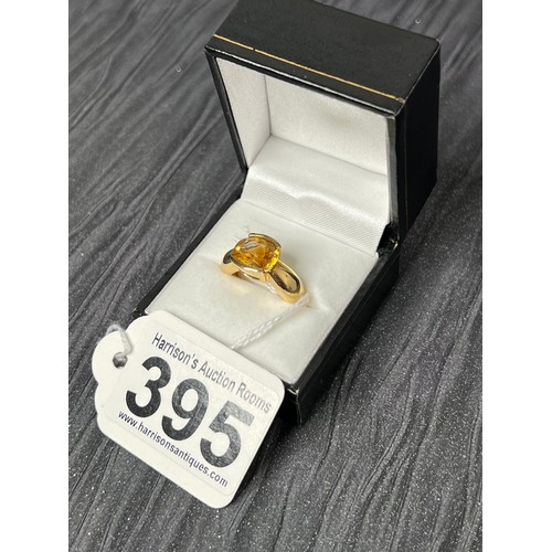 395 - 18ct Gold single stone citreen ring