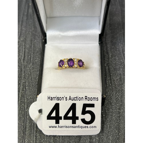 445 - 18ct Gold amethyst & diamond Ring size K/L 4.8g