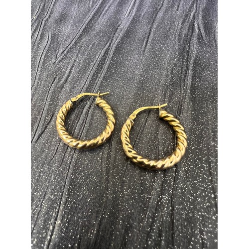 458 - Pair 9ct Gold earrings 2.1g