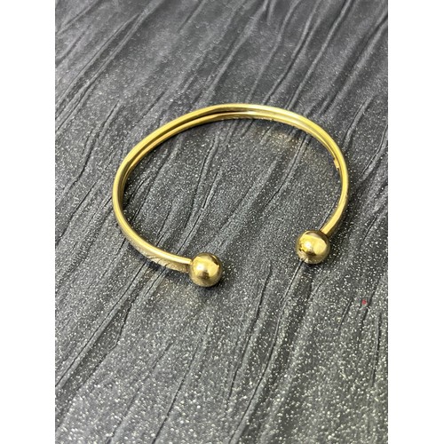 461 - 9ct Gold bangle 4.4g