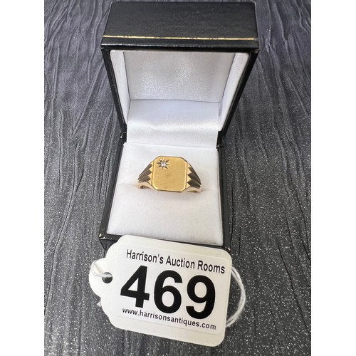 469 - 9ct Gold & diamond gents ring size X 7.8g