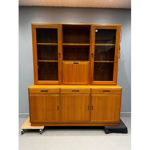 690A - Danish mid century wall unit