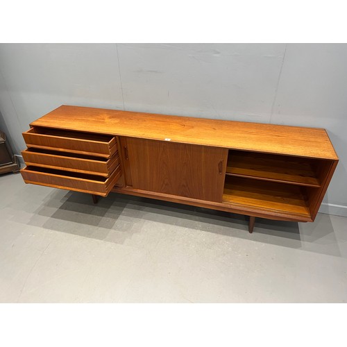 1 - Mid Century teak sideboard
Danish? Swedish?
87 x 18 x 31