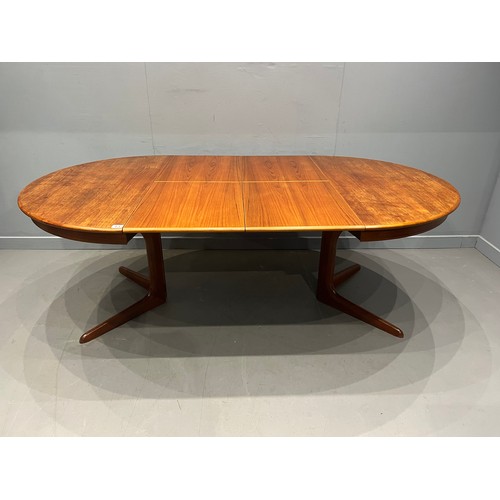 13 - Mid Century teak oval table + 2 leaves
Danish?
closed 48