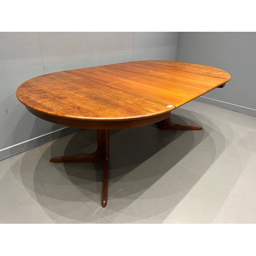 13 - Mid Century teak oval table + 2 leaves
Danish?
closed 48