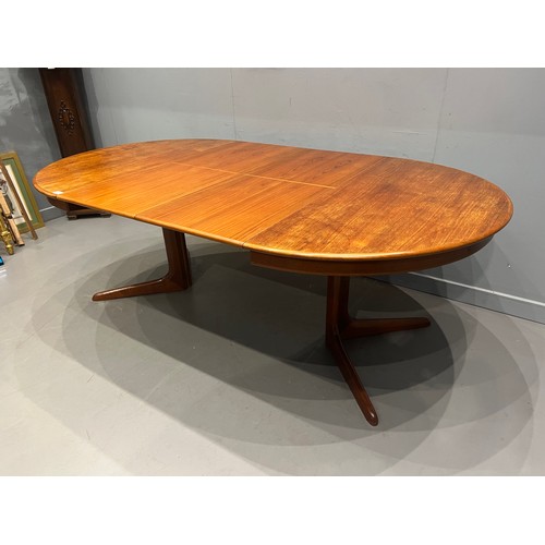 13 - Mid Century teak oval table + 2 leaves
Danish?
closed 48